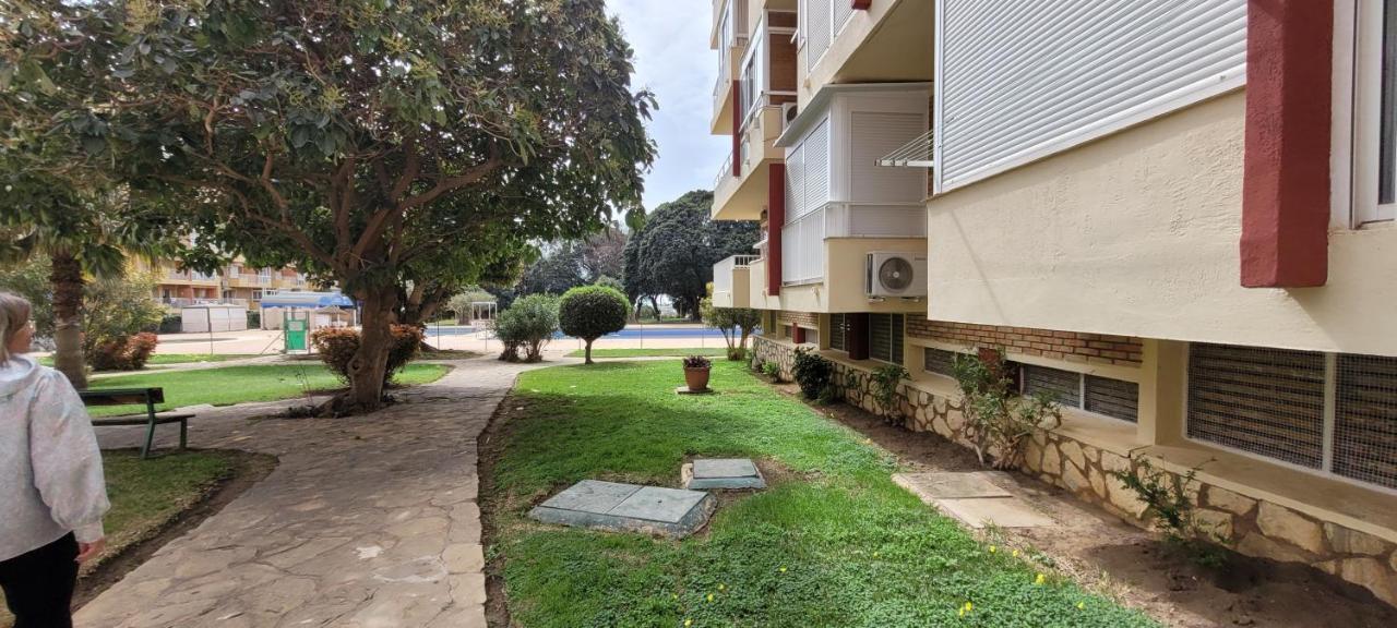 Studio Touristique Iris Apartamento Benalmádena Exterior foto