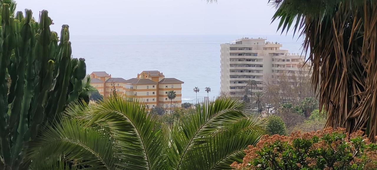 Studio Touristique Iris Apartamento Benalmádena Exterior foto